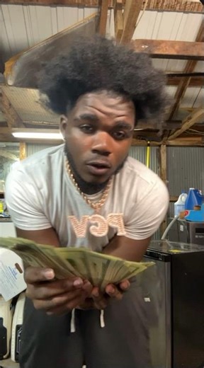 Money Showers Out Now💯🅱️ #trending #shorts #youtubeshorts #music #pmdmemeek #newmusic