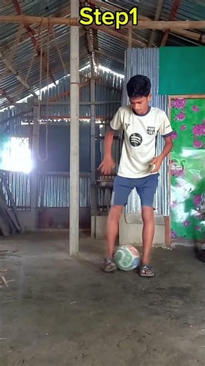 تعليم حركة كورة مجنونة🔥⚽️ #football #skills #skillstruct #learn_football