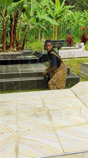 NIME ACHWA SITAKI TENA MASWALI!!!makabulini #makabulini #makabuli #makaburi #kiparabrand #clamvevo#