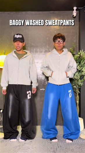 Black or Blue? #fyp #baggysweatpants #baggywashedsweatpants #baggypants #pantsrecommendation