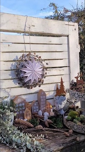 Easypeasy Sterne aus 12 Klopapierrollen basteln