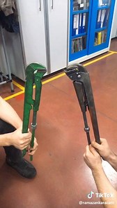 Quand les plombiers sont en pause! 😂👷🏻‍♂️ ✅ SI vous êtes Plombier de métier, rejoignez vos collègues dans notre groupe Les Plombiers Chauffagistes de France ✅ Artisans, proposez vos services, recrutez du personnel, et trouvez des sous traitants gratuitement sur Parlabat.com! -> https://parlabat.com/ source: @ ramazankaracam @Enzo Siddi dans Les Plombiers Chauffagistes de France | Les Artisans du Batiment de France