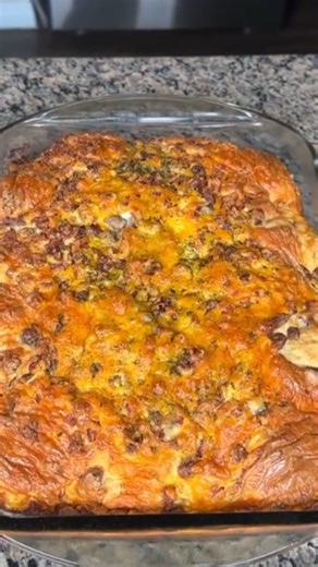 The ultimate one-pan breakfast: Zero mess, all the flavor!