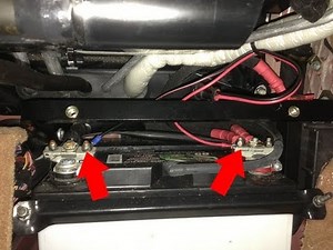 DIY Battery Tender Installation - CTEK 4.3 - On Ferrari F430