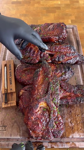 Honey mustard smoked country style ribs withmy @MEATER meater plus. . Cooked these to perfection . #countrystyleribs #meatermade #bbq