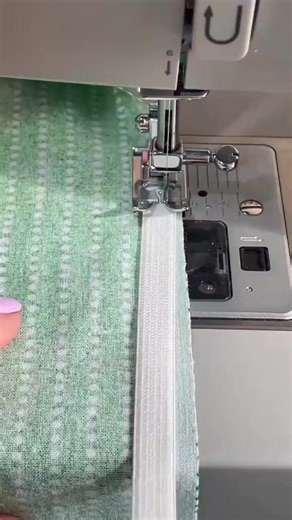 4.1K views · 53 reactions | Elastic is a great way to create beautiful gathers, but it can be tricky to control, especially if you're having to stretch it a long way. Threading it through your presser foot can help you keep it under control and achieve that perfect gather❤️ Credit : Waves & Wild #wavesandwild #sewingtip #sewingtips #sewingtipsandtricks #sewinghack | Amelia Emma | Facebook