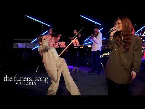 VICTORIA - The Funeral Song - LIVE - 'a little dramatic' Concert