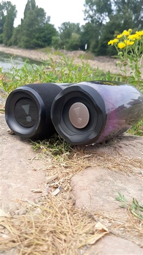 JBL PULSE 3 VS JBL PULSE 4 BASSTEST (Normal Mode) Watch dis 50hz #jblpulse3 #jblpulse4 #jblhardbass