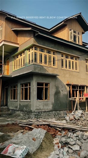 Bent Elbow Constructions. on Instagram: "RESTRUCTURING VIDEO - 9 This is a residential house where we had to transform it from Traditional to a more moder look without altering much with the structure. There were two main problems in the house - No separate cooking and sitting area and there was no lobby. We solved both of these problems by professionally restructuring the interior of the house to match the client requirements. Allhamdulilah structural work has been completed and and now shifts 