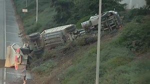 Big rig overturns in multi-vehicle crash, spills load of gravel onto 210 Freeway in Pasadena