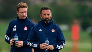 6.9K views | McInnes wants attention back on football, Lennon happy with Euro performance, Edinburgh wary of favourites tag and Scots refs in Europa League covid drama. https://bit.ly/325XbUj | STV News | Facebook