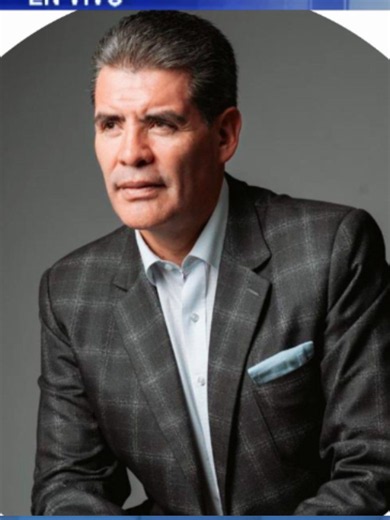 Privados usan ‘Hércules argentino” para enviar productos a La Paz y venderlos, solo pagan combustible En una entrevista en un medio de comunicación, se cuestionó el uso del avión Hércules argentino dentro del puente aéreo para el traslado de carne, bajo la observación de que la aeronave estaría siendo aprovechada por privados para comercializar el producto. El viceministro de Comercio y Logística Interna, Gustavo Serrano, aclaró que el combustible no es cubierto directamente por el Estado. “La g