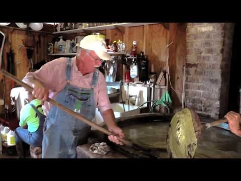 Making Cane Syrup the Old Way