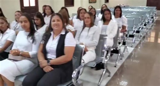 El Distrito Educativo 03-03 de San José de Ocoa que dirige la licenciada Sandra Margarita Encarnación, el Instituto Nacional de Formación y Capacitación del Magisterio y la Universidad Católica Santo Domingo (UCSD), graduaron este sábado 37 docentes, por haber completado y aprobado los módulos formativos en el programa Nacional de Inducción a docentes de nuevo ingreso. Felicidades! | Soy de Ocoa.