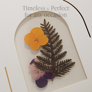 Embrace the magic of handwritten moments with our NEW Petal Pressed™ Notecards. 🥀🌿 | Lovepop Cards