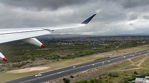 ARRIVAL BACK IN SA ✈️ 🇸🇬🇿🇦 Singapore to Cape Town (via Johannesburg) on Singapore Airlines’ impressive Airbus A350. Shown here the departure from a sunny O. R. Tambo and a cloudy arrival into Cape Town International. www.deanallen.co.za #author #speaker Singapore Singapore Airlines Singapore | Dr Dean Allen - Author Speaker Historian