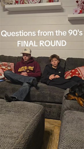 90s Trivia Challenge: Test Your Knowledge!