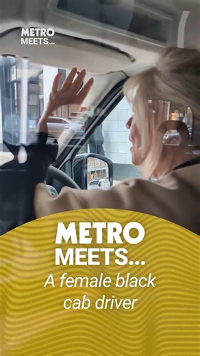 What's life like for one of London's iconic black cab drivers? We spoke to cabbie and tour guide @cabbiekaren to learn about the life of one of the city's female taxi drivers. #london #londontourism | Metro