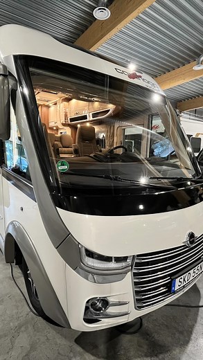 67 reactions | Carthago chic E-line I 51 LE -2020 finns nu till försäljning i Karlstad. | Autohallen Husbilar | Facebook