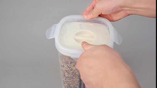 Spabath Food Storage Container Lid Airtight - Airtight Food Storage Container Storage Jars Canisters with Built-in Partition for Store Grains Sugar Flour Rice Nuts Snacks Noodles, white