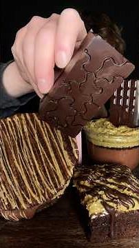 dubai chocolate!! 🍫 😋 #mukbang #asmr #dubaichocolate #dessert #chocolate #shorts
