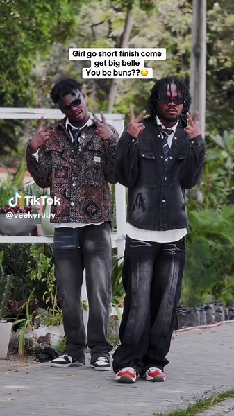 Just pose for me😔 #veekyruby