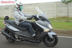 Test Ride Lengkap SYM GTS 250i, Saingan XMAX dan Forza Yang Gak Pasaran! - Gridoto