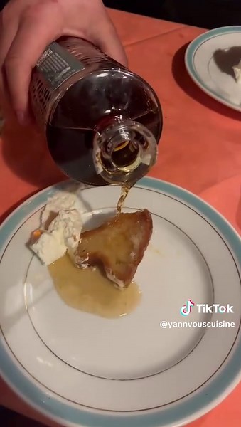 #paris #humour #brasserie