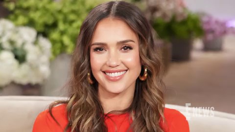 Jessica Alba Enjoys Girls' Trip With Daughter Honor After Cash Warren Breakup