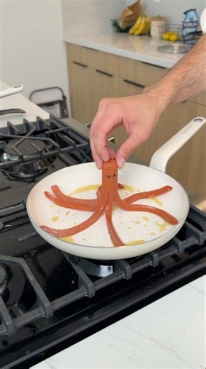 We made a OMELETTE OCTOPUS?