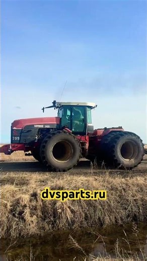 T:89145560206. Трактор Versatile 2425 — это легендарная машина канадской сборки (Buhler Versatile)