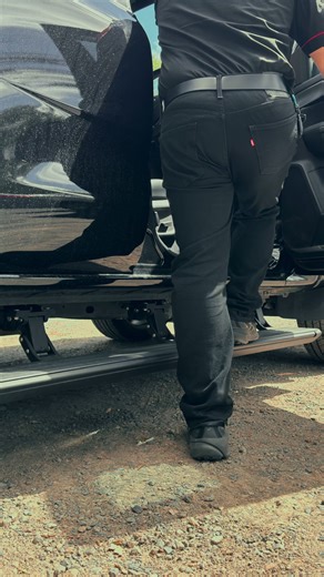 Big tyres. Big lift. Big step. Clearview Power Boards® make getting in and out of your 4WD effortless — without sacrificing ground clearance when you’re on the tracks. Smart design, everyday convenience. Save this for later 🔖 #ClearviewAccessories #PowerBoards #4WDSetup #TouringReady | Clearview Accessories