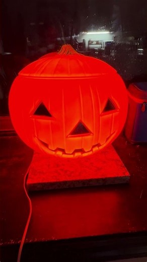 Light Up Jack O’ Lantern with a Lid