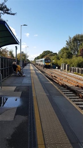 class 185 train 185120 to York