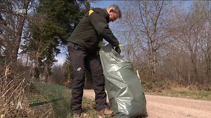Gemeinsam gegen Müll im Wald zum fünften Mal