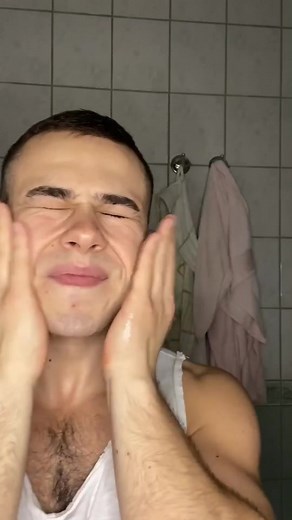 Sakal Tıraşı ASMR ile Rahatlayın | Berber ASMR Bee