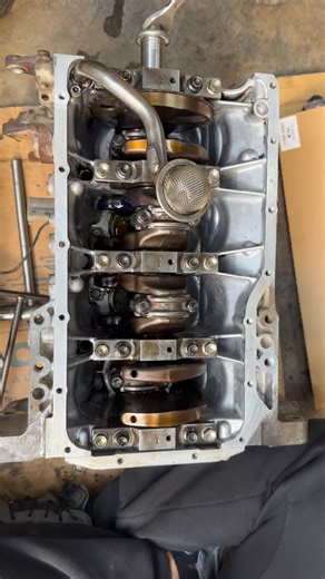 Crankshaft Fitting Done Right | Engine Rebuild Work|Smooth rotation = perfect alignment ✅ A properly seated crankshaft is the heart of engine rebuilding#Crankshaft #EngineRebuild #MechanicLife #PistonAndCrank #EngineAssembling #CarRepair #AutoWorkshop #PrecisionWork #MSAutos #ProfessionalMechanic #MechanicSkills #TrendingReels #FYP #ViralVideo #pakistanreels | MS AUTOS