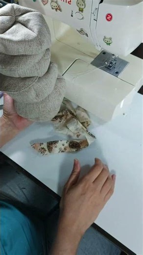 Live highlight - sewing a hat for a Blythe doll.