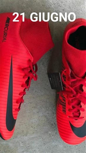 la tua data di nascita i tuoi scarpini da calcio pt.203