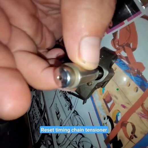 reset timing chain tensioner (the ones with teeths) #timing #tensioner #shouldacalledittiminganxiety