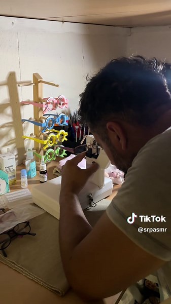 ASMR Optician Experience: Spectacle Inspections