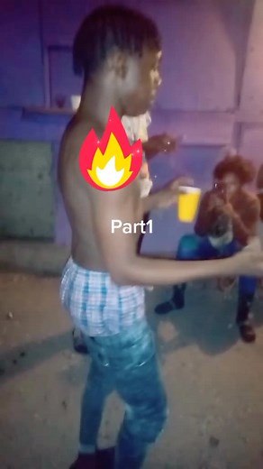 Artist Ruption, sing mom happy b-day to her💯 😭😭😭like, share and comment, for Part 2.