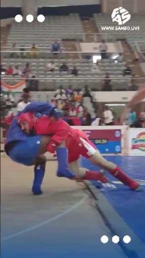 When the entire mat isn'tenough for such a spectacular Combat SAMBO match 💥