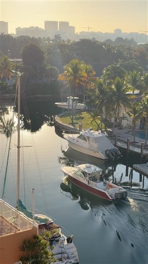 The first to the bay is the Pursuit 34 Drummond Island Runner cruising to the sunrise