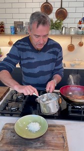 General Tso Chicken. Here is my version of this delicious sauce using the air fryer to cook the chicken. A must try this Friday or over the weekend! . . . #kevindundon #kevindundonrecipe #food #airfryer #yummy #recipeoftheday #takeaway | Kevin Dundon