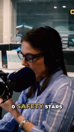 🚨 Hyundai i10 Danger? CapeTalk Raises Safety Questions | Keep It or CHANGECARS The Hyundai Grand i10 is back in the spotlight. 🚨 CapeTalk recently raised concerns about vehicle safety — and now the public is asking serious questions. This isn’t about brand hate. This is about safety transparency. Here’s what matters 👇 • ⭐ Global NCAP ratings exist for a reason • 🚗 The Grand i10 has been widely used by students, families, rental fleets, and government departments • ⚖️ Public discussion around