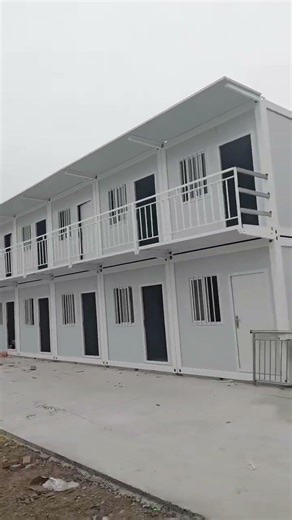 Container houses are buildings that are quick to install and have a wide range of uses.