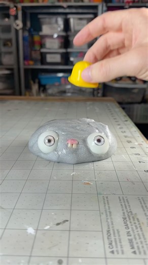 Making a glittery blob