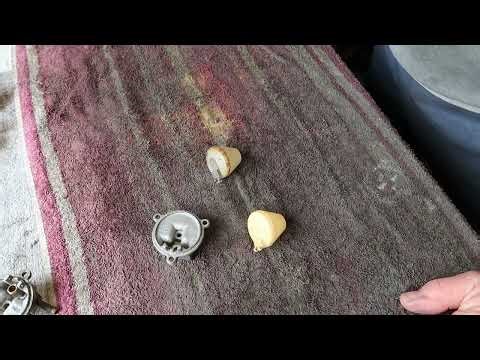 How to re-centre the jet on an SU HS2 Mini carb and float height. Restoration Biker