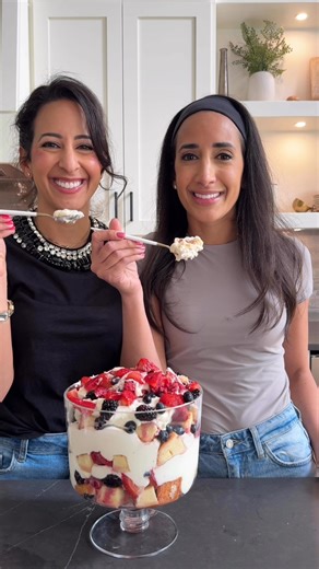 Pound Cake Berry Trifle with Lemon Mascarpone Cream | Food Dolls